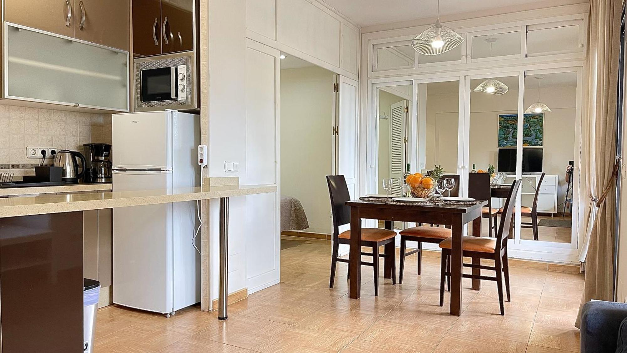 Beachfront 1Br Apartment In Center Of Marbella! Екстериор снимка